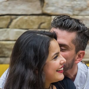 Internautas criaram a hatshtag #DoisMesesMally para comemorar o primeiro beijo de Emilly e Marcos no 'BBB17'
