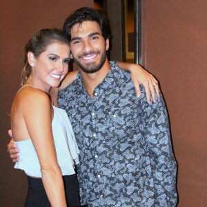 Hugo Moura contou que planeja outro filho com a mulher, Deborah Secco