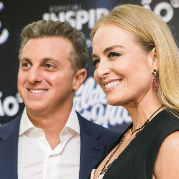 Angélica opinou porque o nome do marido, Luciano Huck, é sempre citado como candidato à presidência da República: 'Confundem o herói da televisão com o da política. Acho que é muito da carência do povo por pessoas honestas'