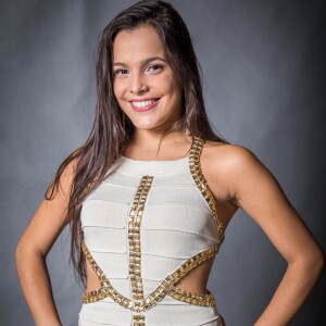 'Pedindo para aguardá-la, pra gente se conhecer', contou a ex-BBB Emilly em seu Instagram