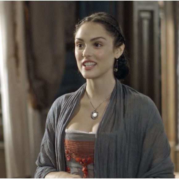 Anna (Isabelle Drummond) descobre que está grávida de Joaquim (Chay Suede), mas diz que o filho é de Thomas (Gabriel Braga Nunes), na novela 'Novo Mundo'