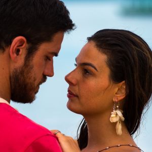 Ritinha (Isis Valverde) e Zeca (Marco Pigossi) se reencontra na novela 'A Força do Querer'