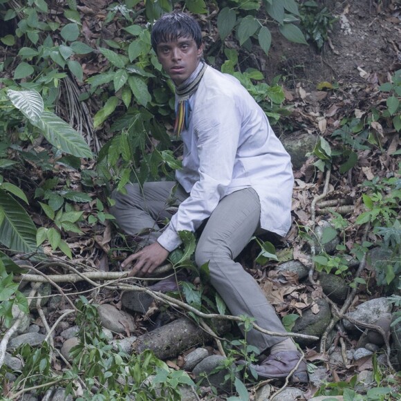 Piatã (Rodrigo Simas) Jacira (Giullia Buscacio) na novela 'Novo Mundo'