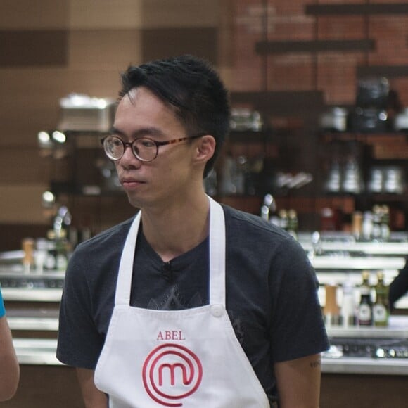 Abel foi eliminado do 'MasterChef' por descumprir regra para truque da gravação