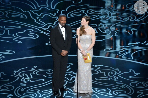 Jessica Biel foi uma das convidadas do Oscar 2014 para entregar a estatueta a premiados este ano