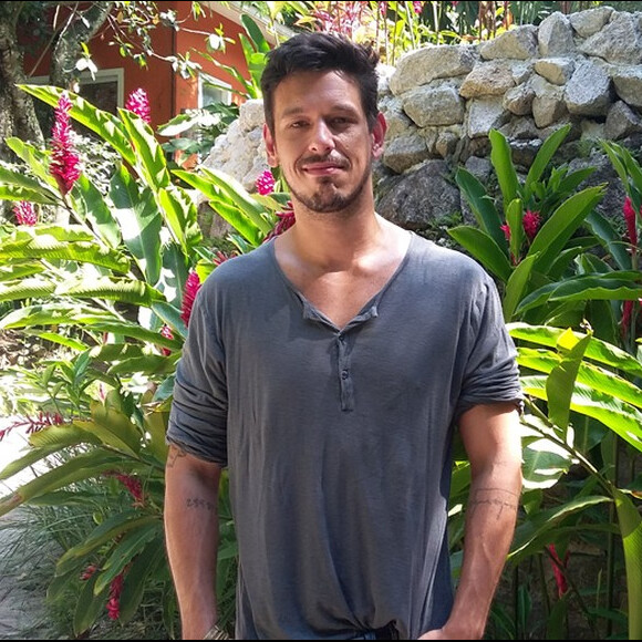 João Vicente de Castro teve medo de ser julgado pelas pessoas quando aceitou viveo o vilão da novela 'Rock Story'