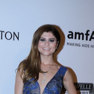 Julianne Trevisol no baile de gala da amfAR, realizado na noite desta quinta-feira (27), em São Paulo
