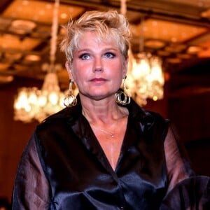 A apresentadora Xuxa Meneghel foi vítima de golpe aos 17 anos