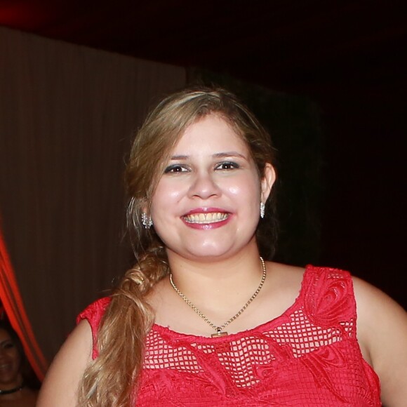 Marília Mendonça volta com dieta detox após turnê na Europa nesta sexta-feira (28)