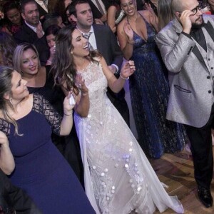 Patricia Abravanel e Fábio Faria se casaram em uma cerimônia luxuosa