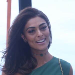 Dona de um corpo invejável, Juliana Paes já assumiu que costuma assaltar a geladeira de madrugada