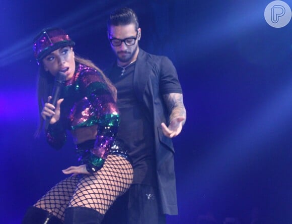 Anitta faz primeira performance de 'Sim ou Não' com o cantor Maluma em show no Vivo Rio, neste sábado, 29 de abril de 2017
