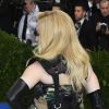 Madonna chamou atenção no tapete vermelho do MET Gala