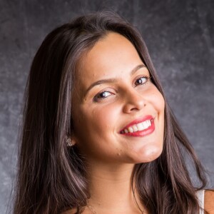 Emilly, campeã do 'BBB17', negou que não esteja recebendo cachê para fazer presença VIP: 'Inventando coisas'