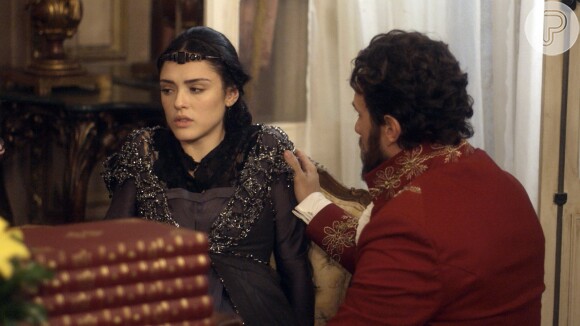 Anna (Isabelle Drummond) diz a Joaquim (Chay Suede) que está esperando um filho de Thomas (Gabriel Braga Nunes), na novela 'Novo Mundo'