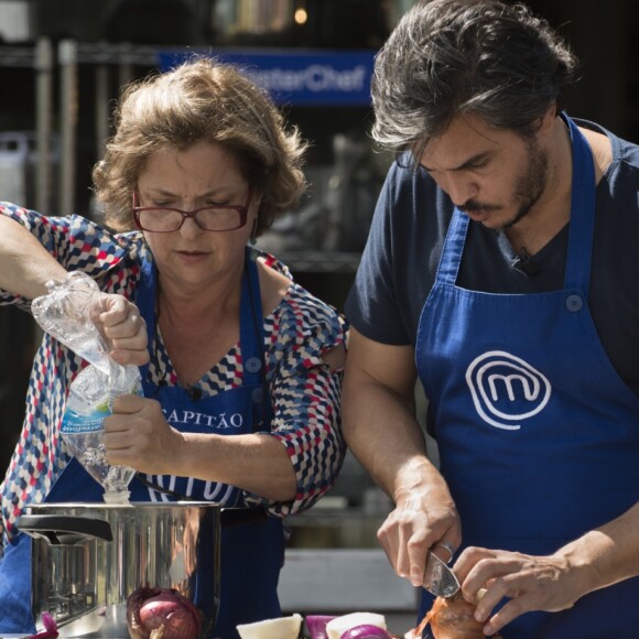 Mirian Cobre e Fabrizio Barata trocaram farpas no 'MasterChef Brasil' da última terça-feira, 2 de maio de 2017