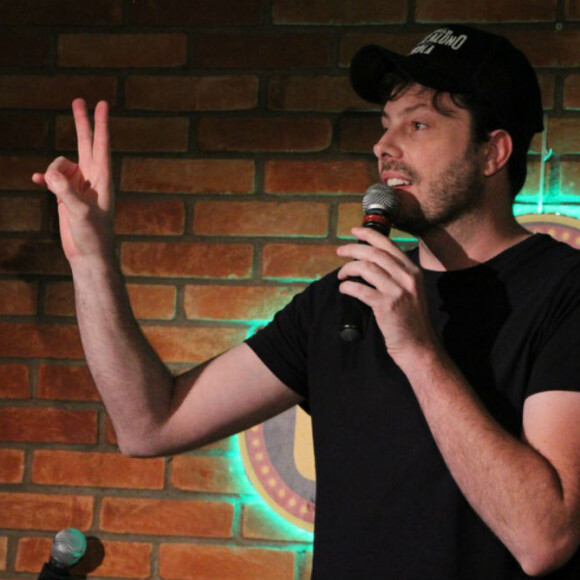 Danilo Gentili foi criticado por uma internauta no Instagram 