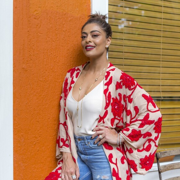 'Mas tem que ter uma preparação, sentar e conversa com as crianças, mas é algo que eu penso', explicou a atriz sobre a adoção