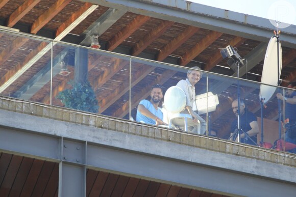 Ricky Martin na sacada do hotel Fasano, em Ipanema, no Rio de Janeiro, nesta segunda-feira, 10 de março de 2014