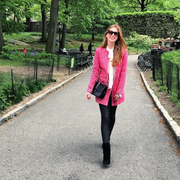 Marina Ruy Barbosa tem se divertido durante viagem a Nova York