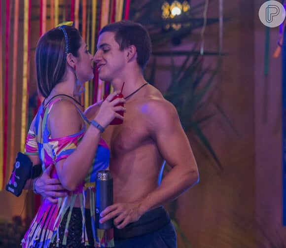 Vivian e Manoel se relacionaram na 17ª edição do 'Big Brother Brasil'