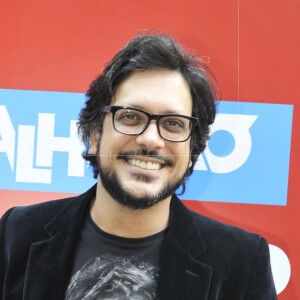 Lúcio Mauro Filho é o ex-cantor romântico Roney Romano, em 'Malhação - Viva a Diferença', que estreia dia 8 de maio de 2017: 'Fábio Júnior foi inspiração'