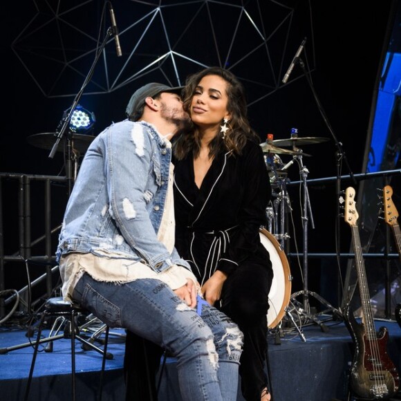 'Olha esse casalzão', declarou fã sobre Anitta e Maluma