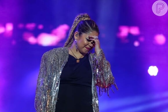 Marília Mendonça não conteve as lágrimas e chorou durante show no Anhembi, em São Paulo na noite deste sábado, 6 de maio de 2017