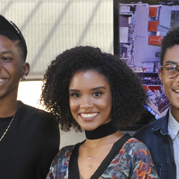 Ellen (Heslaine Vieira) é irmã de Anderson (Juan Paiva) e amiga de Fio (Lucas Penteado) em 'Malhação - Viva a Diferença'