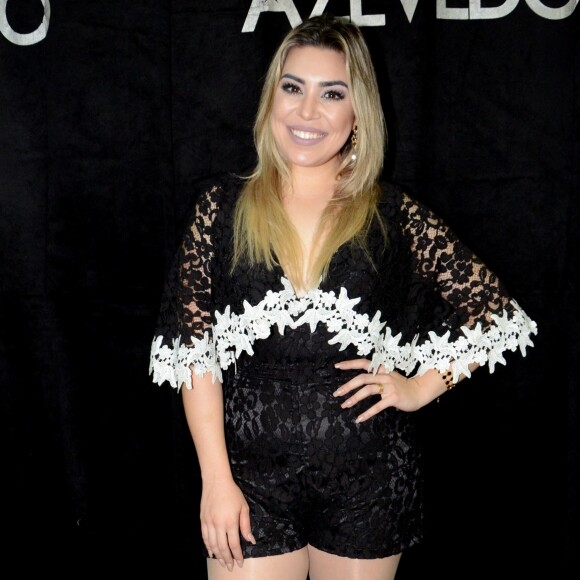 Naiara Azevedo intensificou a dieta que já a fez emagrecer 33 kg