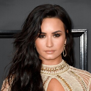 Demi Lovato contou o que faz quando não se sente bem com o próprio corpo