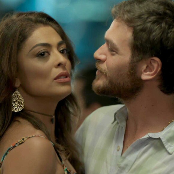 Bibi (Juliana Paes) verá Rubinho (Emílio Dantas) sendo levado para Bangu