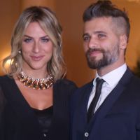 Giovanna Ewbank elogia cabelo grisalho de Gagliasso: 'Homem bonito dá trabalho