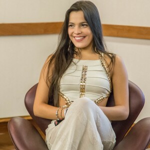 'Estou de cara, é sério', criticou a ex-BBB Emilly