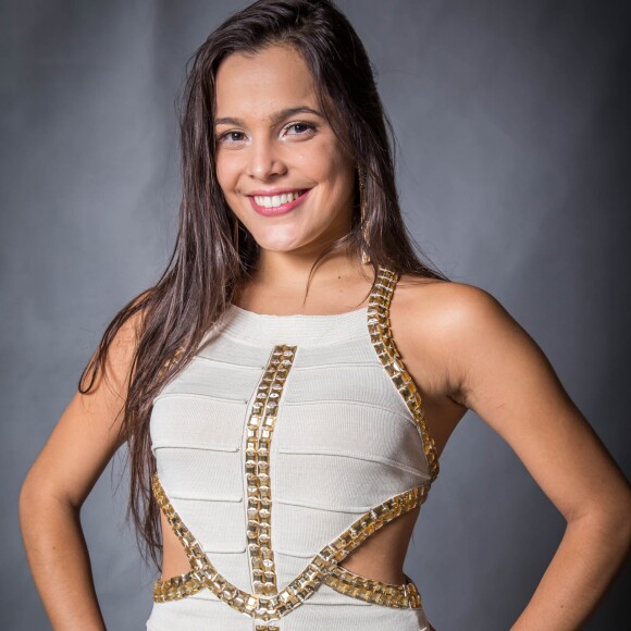 A ex-BBB Emilly disse que não ia revelar o nome da empresa, mas deu dica