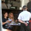As jornalistas escolheram um bar no Leblon, Zona Sul do Rio de Janeiro