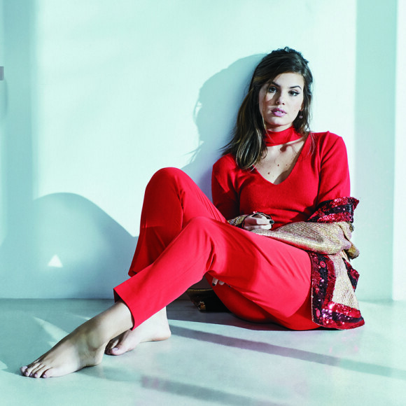 Camila Queiroz não acha que 'Malhação' fez falta em seu currículo: 'Acho que não existe essa regra e nem sei se já teve isso. Tem tanta gente que não fez. Olha a Bruna'