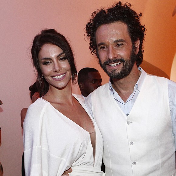 Rodrigo Santoro, namorado de Mel Fraonckowiak, exaltou a formação da família: 'Sempre idealizei'
