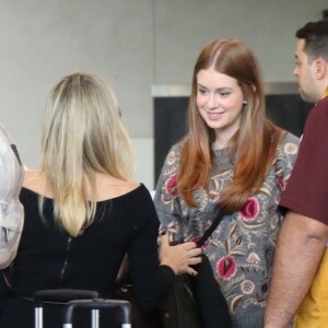 Marina Ruy Barbosa embarca para Festival de Cannes, na França,