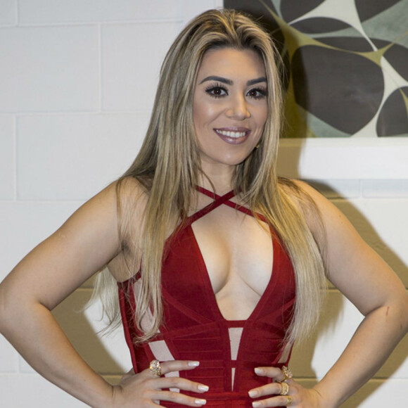 Naiara Azevedo emagreceu 33 quilos com dieta e ajuda de exercícios