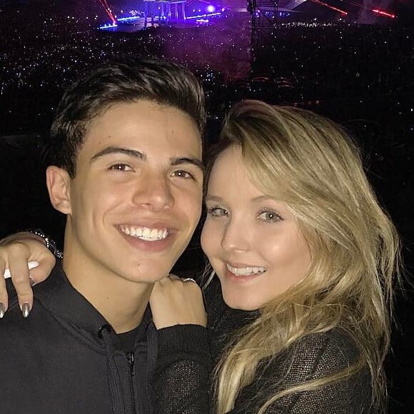 Thomaz Costa se derreteu para Larissa Manoela: 'É muito amiga, humilde, eu amo'