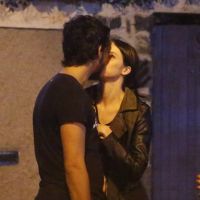 Agatha Moreira e o namorado, Pedro Lamin, trocam beijos e carinhos no Rio. Fotos