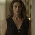 Joyce (Maria Fernanda Cândido) vai atrás de Ritinha (Isis Valverde) pedir para ela voltar para casa, na novela 'A Força do Querer'