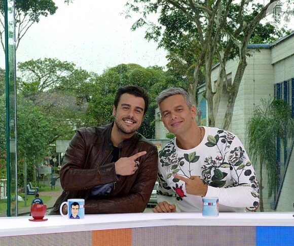 Otaviano Costa corrige Joaquim Lopez duas vezes no 'Vídeo Show': 'Esquece'