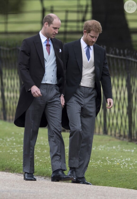 Padrinho do casamento, príncipe William encontrou com o irmão, príncipe Harry