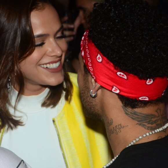 Bruna Marquezine tem passado longos períodos com Neymar na Espanha