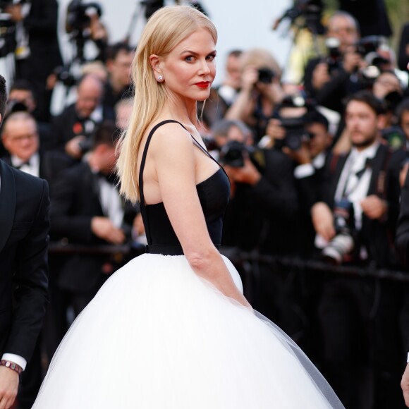 Vestido de Nicole Kidman, feito exclusivamente para o Festival de Cannes 2017, contou com quase 165 metros de tule de seda
