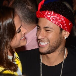 Bruna Marquezine é namorada de Neymar