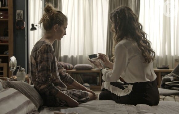 Ivana (Carol Duarte) vai revelar que é transexual e deixa a mãe, Joyce (Maria Fernanda Cândido), revoltada em 'A Força do Querer'