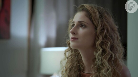 Em 'A Força do Querer', Ivana (Carol Duarte) contará que quer tirar os seios após Silvana (Lilia Cabral) propor silicone